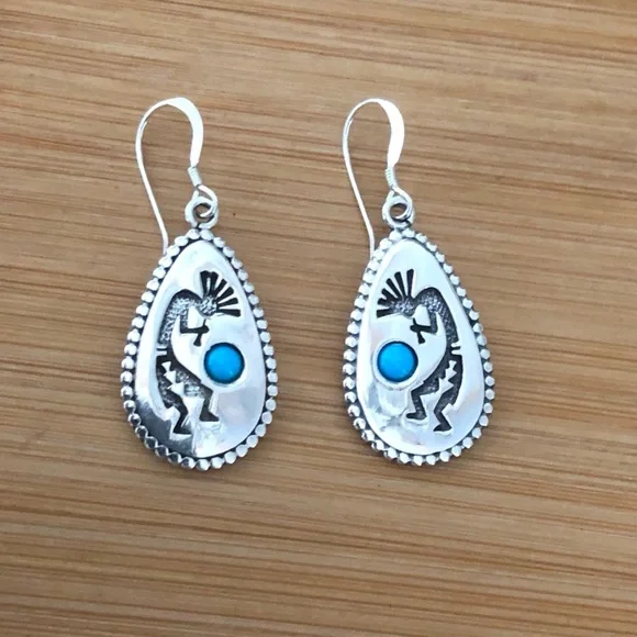$62Navajo Running Bear Native American Estate EarringsSterling SilverRB 92